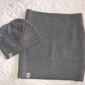 UGG beanie & cowl neck scarf set
